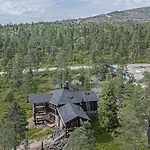 Utsu 1 - Traditional Lapland * Levi