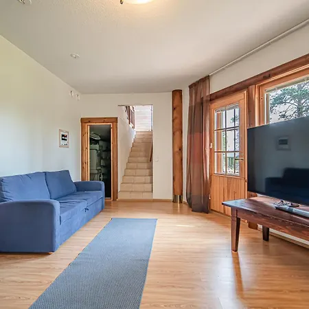 Utsu 1 Ski-in Ski-out By Aavalevi *