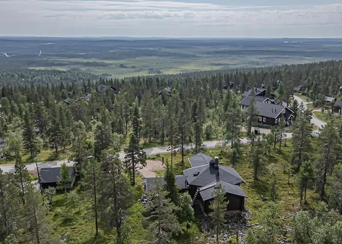 Utsu 1 - Traditional Lapland - Ski-in Ski-out By Aavalevi *