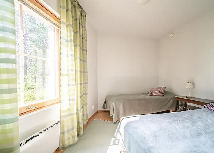 Utsu 1 - Traditional Lapland - Ski-in Ski-out By Aavalevi