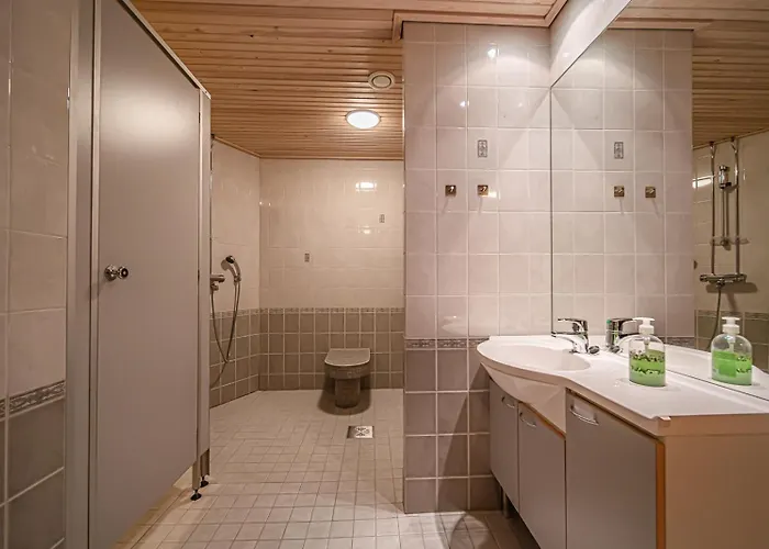 Utsu 1 - Traditional Lapland - Ski-in Ski-out By Aavalevi *