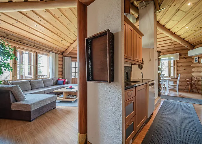 Utsu 1 - Traditional Lapland - Ski-in Ski-out By Aavalevi *